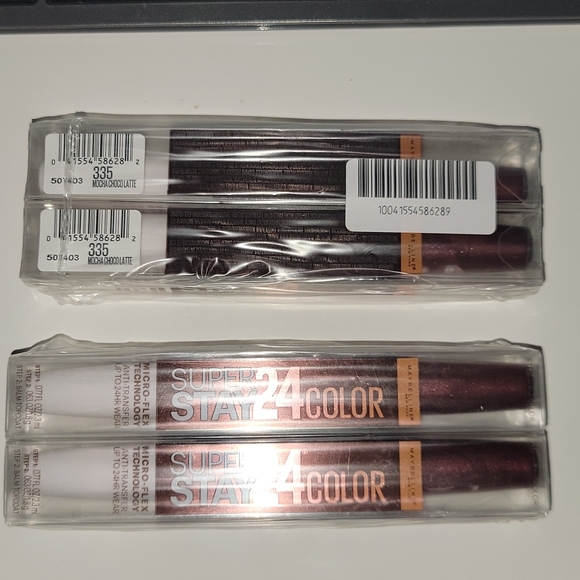 Maybelline SUPERSTAY lipstick *Mocha Chocolate (shade 335)* NEW SEALED - Picture 1 of 3